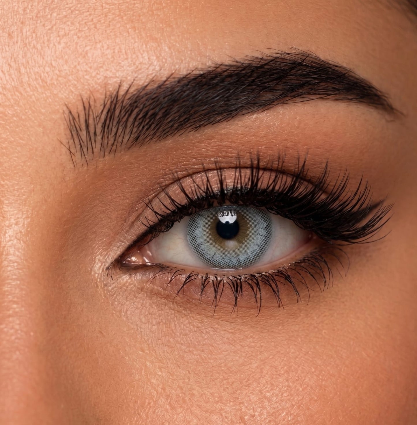 Diamond Dust contact lens close-up eye shot