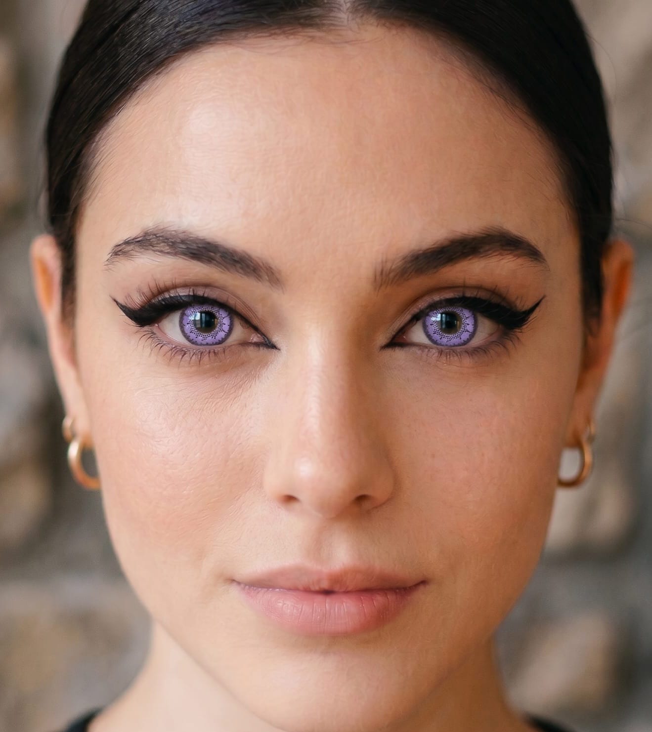 Sparkling Violet contact lens model wearing lenses